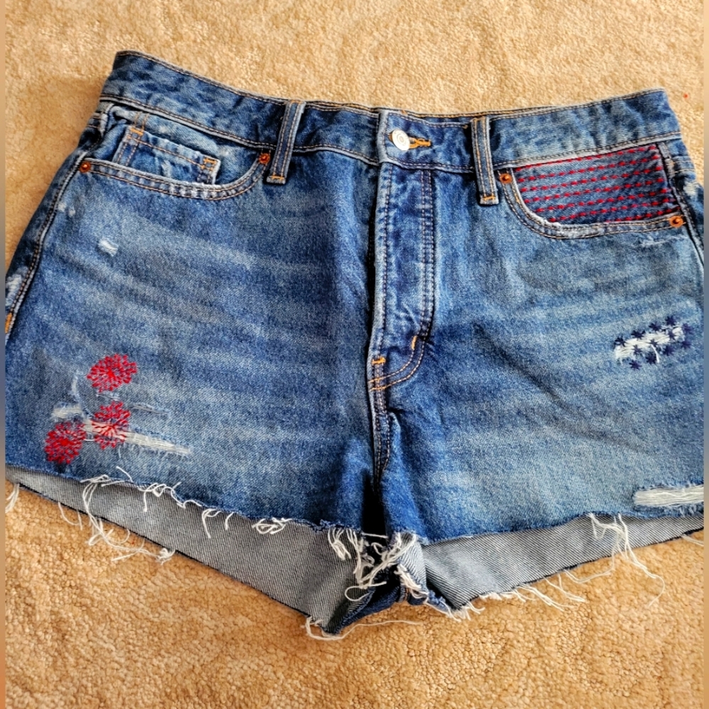 Old Navy high waisted patriotic shorts NWOT size 10